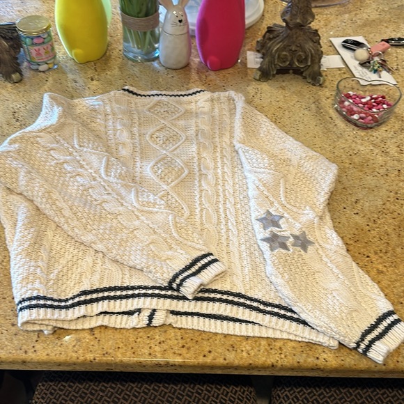 Taylor Swift Original Forklore Album Patch Authentic The Cardigan Knit Sweater. - Picture 7 of 8